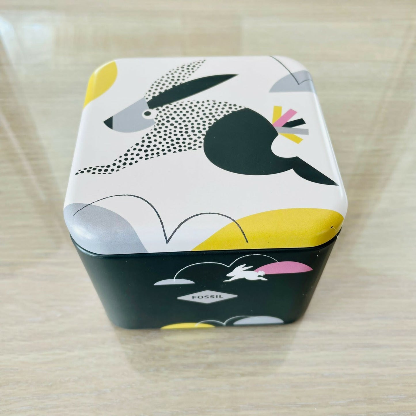 Genuine Fossil Tin Watch Storage Box + Manual