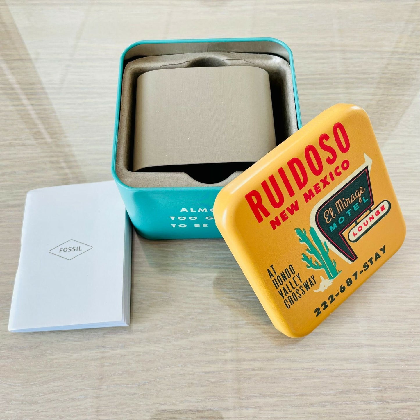 Genuine Fossil Tin Watch Storage Box + Manual