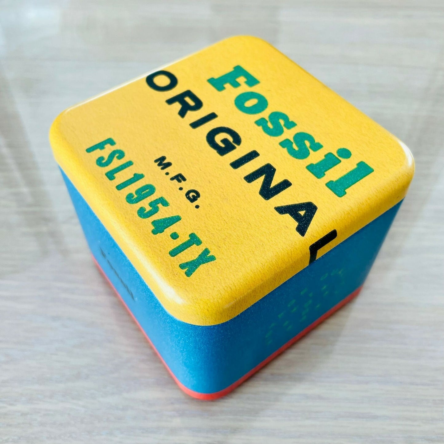 Genuine Fossil Tin Watch Storage Box + Manual