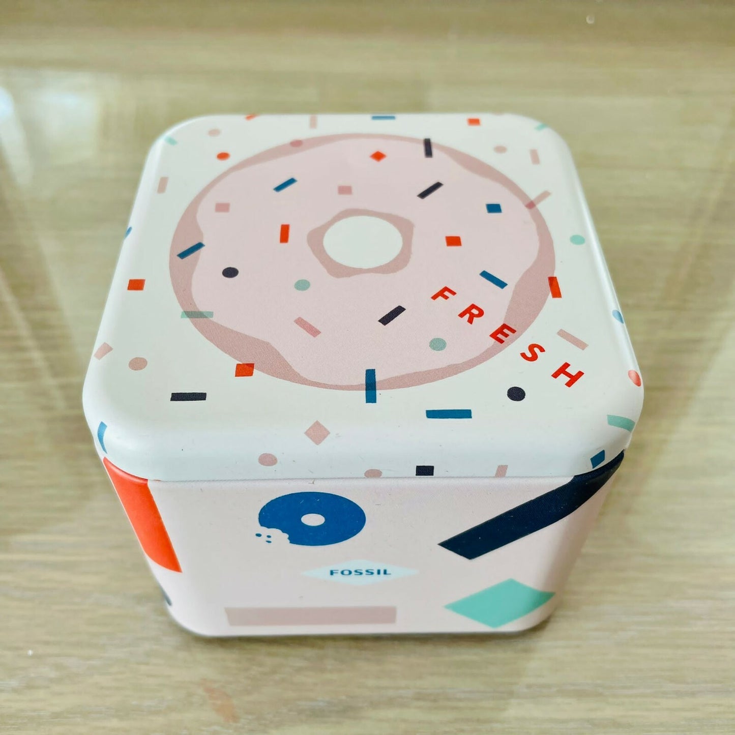 Genuine Fossil Tin Watch Storage Box + Manual