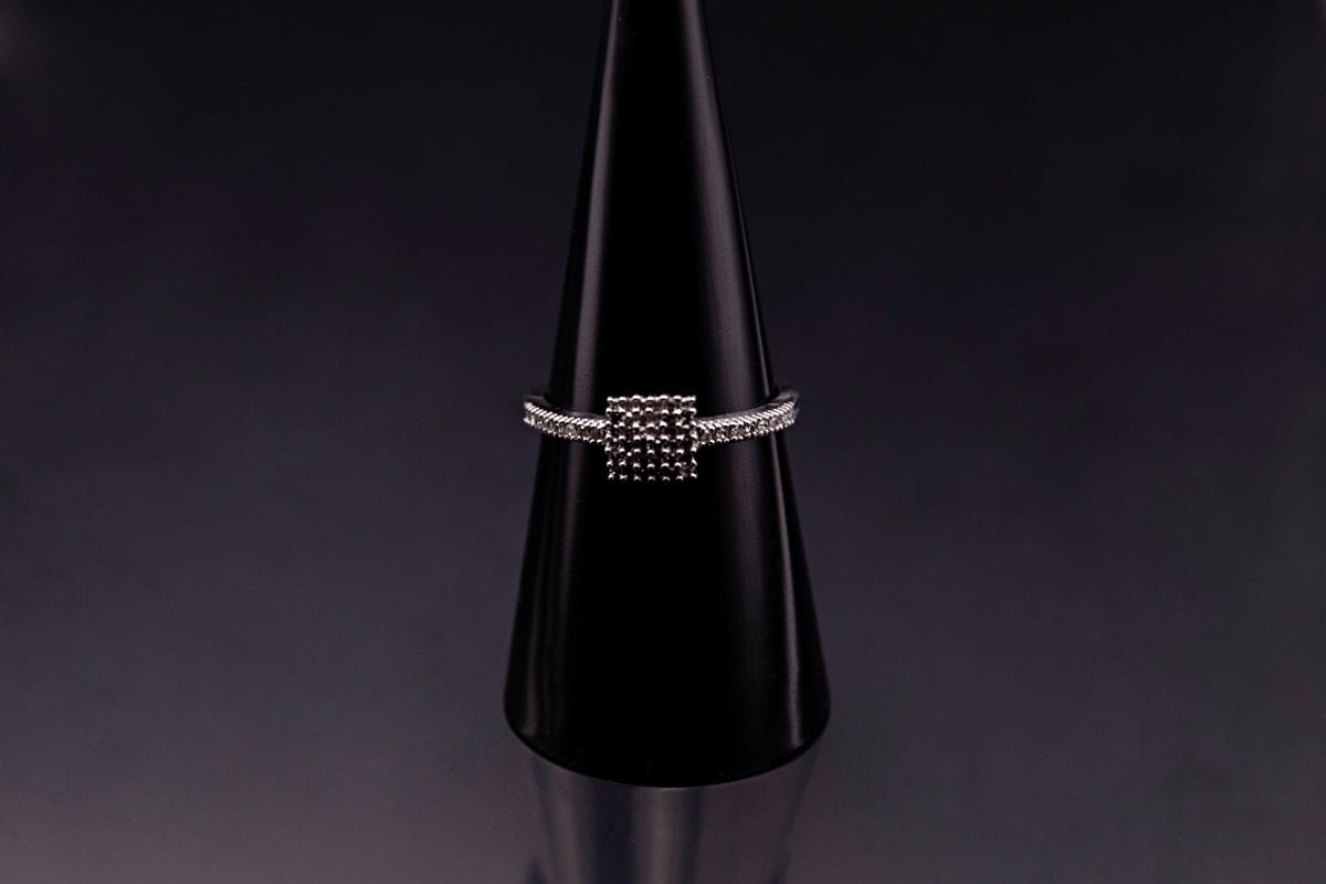 Gold 0.26ct White Gold Diamond Ladies Ring Size N 9ct