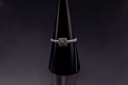 Gold 0.26ct White gold Diamond Ladies Ring Size N 9ct