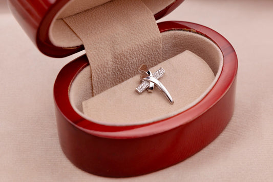 Ladies White Gold Diamond Cross Pendant 9ct