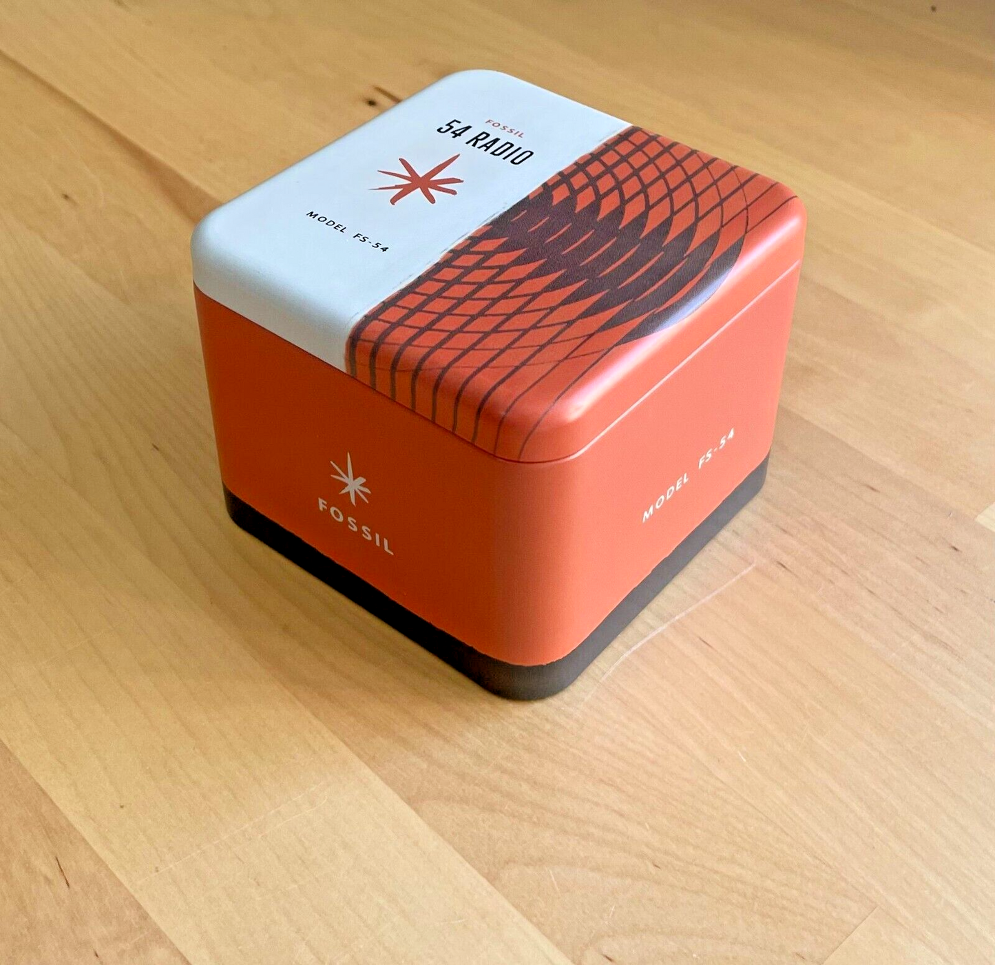 Genuine Fossil Tin Watch Storage Box + Manual