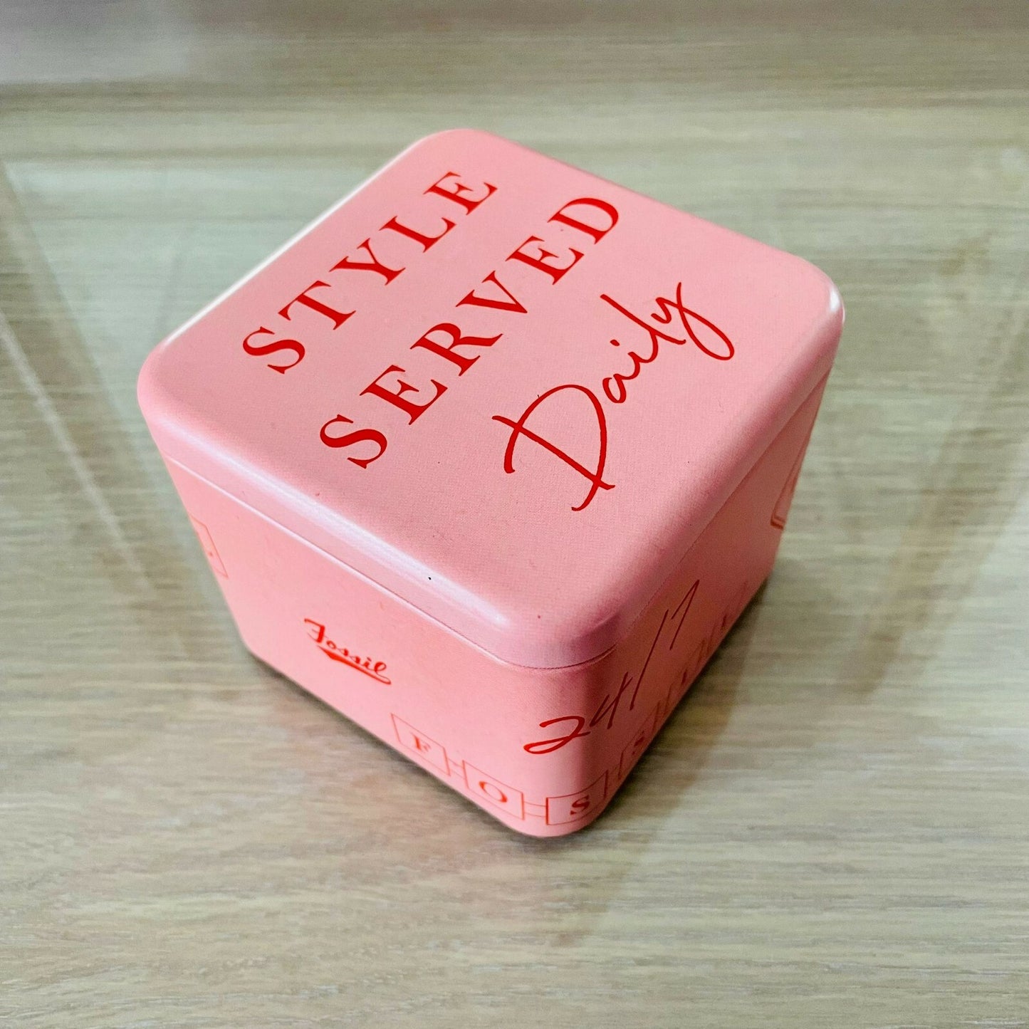 Genuine Fossil Tin Watch Storage Box + Manual