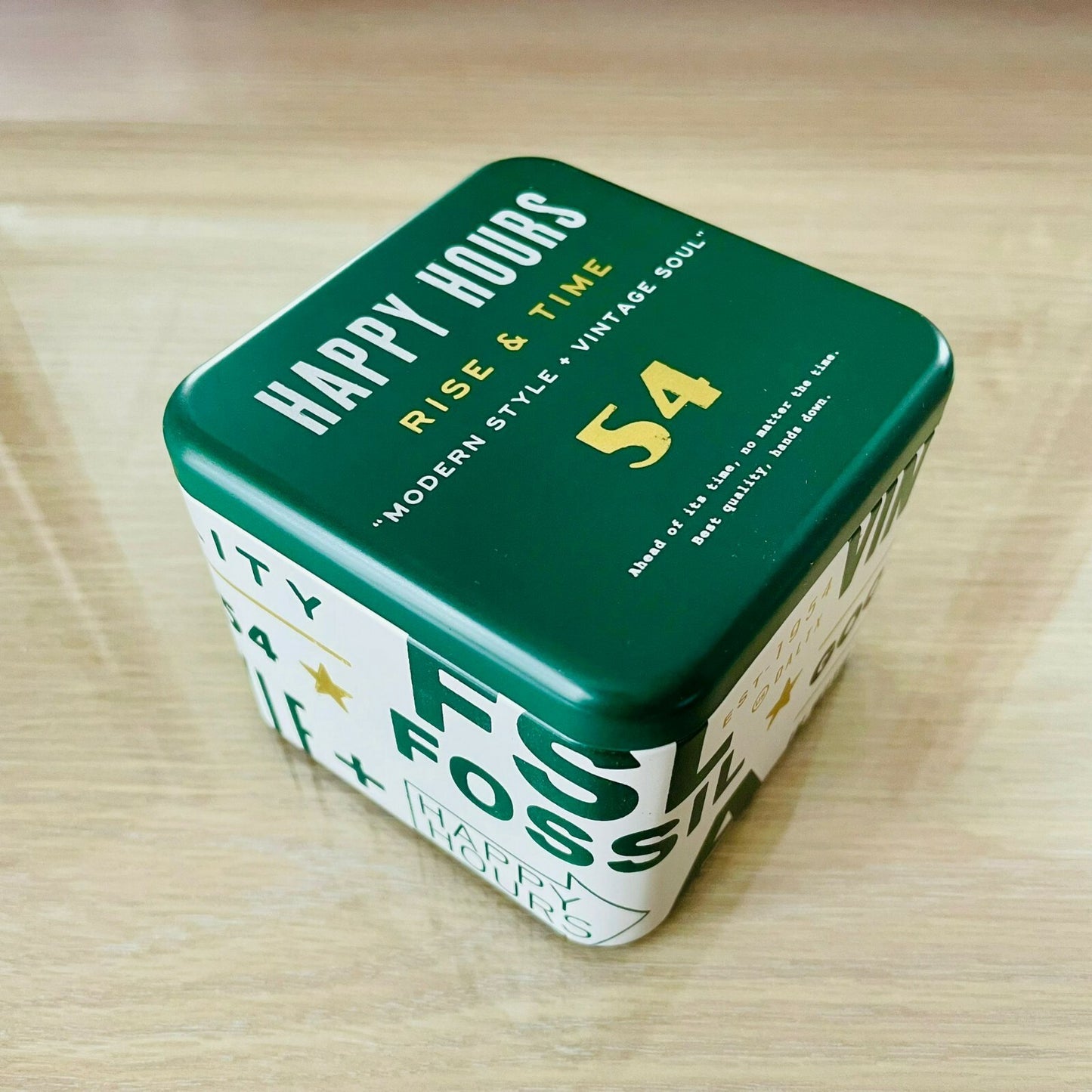 Genuine Fossil Tin Watch Storage Box + Manual