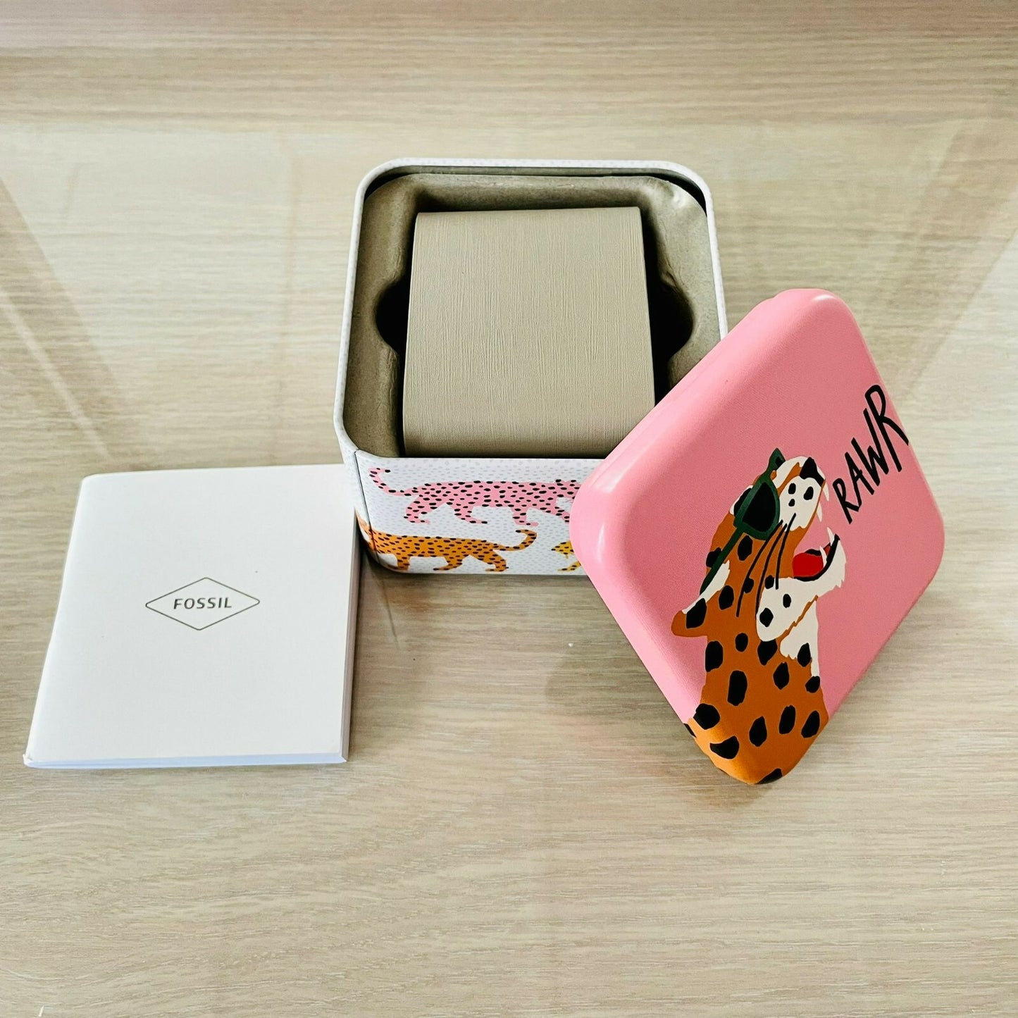 Genuine Fossil Tin Watch Storage Box + Manual