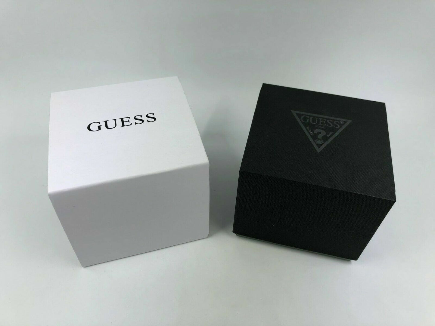 New Genuine Guess Compact Watch Storage Box + Inner cushion + Fast Post