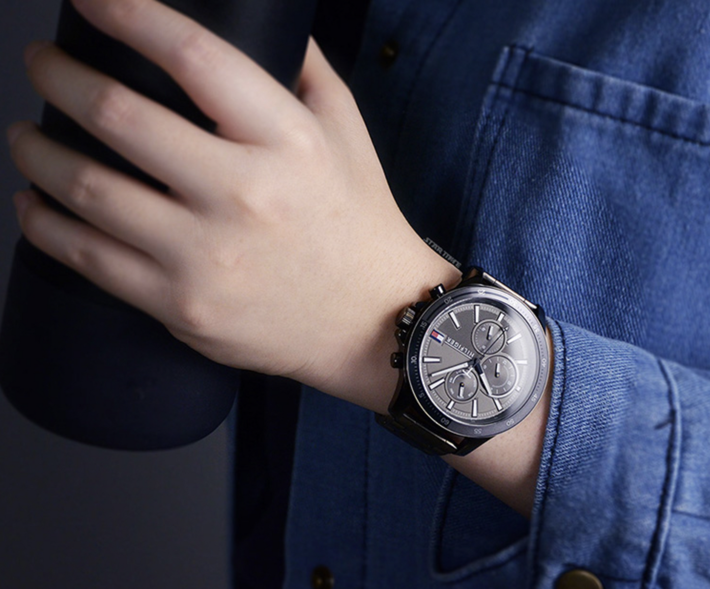 Tommy Hilfiger Mens Plated Grey Steel Bank Watch 1791719