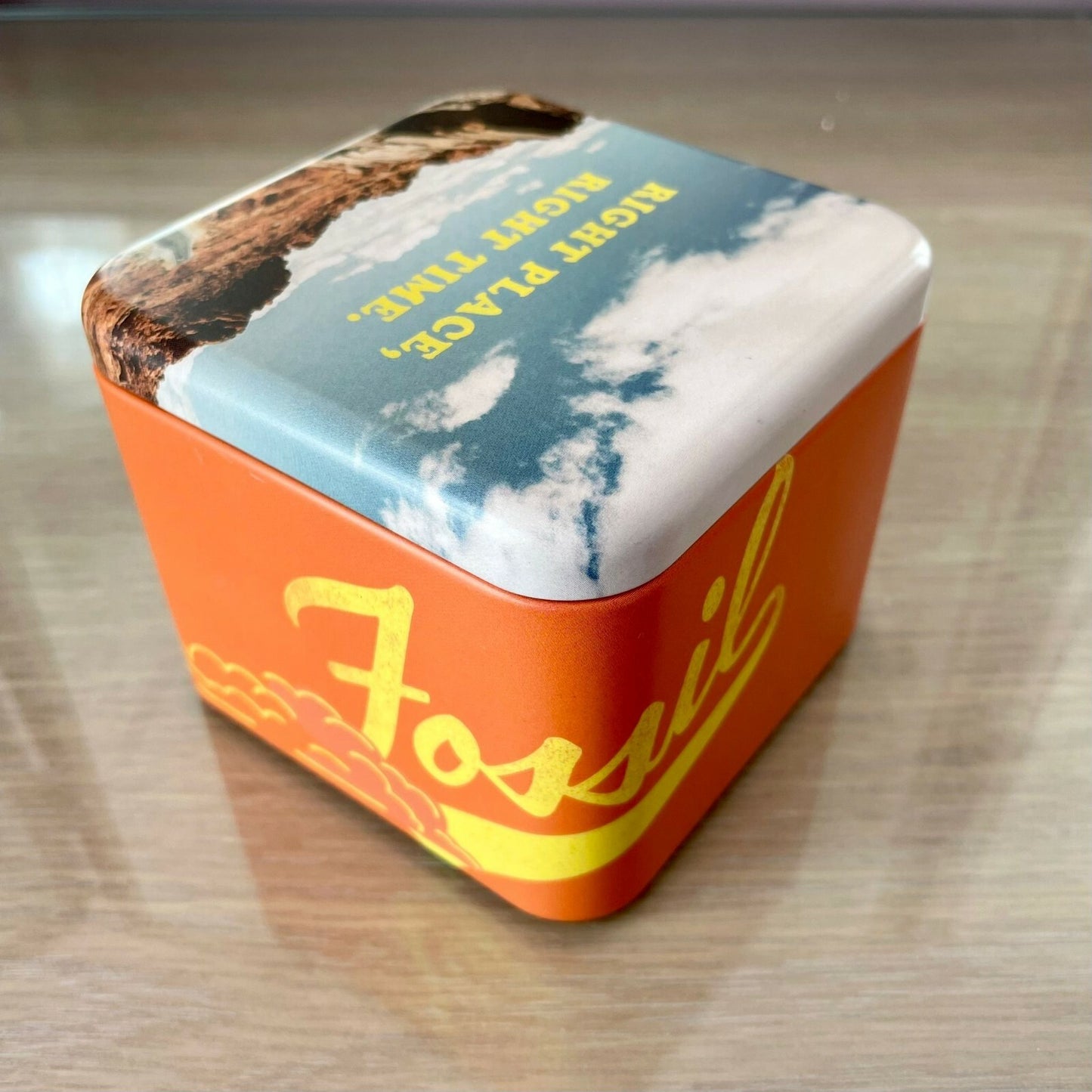 Genuine Fossil Tin Watch Storage Box + Manual