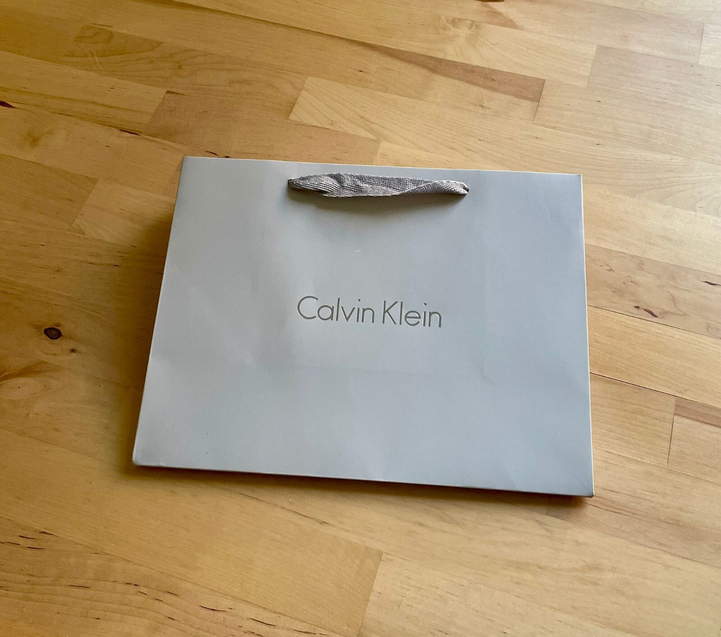 Nueva bolsa de regalo de presentación de Calvin Klein