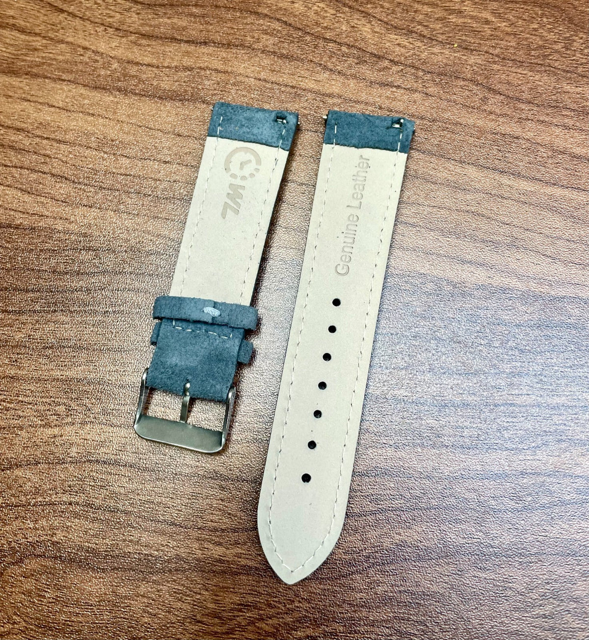 Correa de reloj de piel de ante gris y morado con pespuntes, cierre rápido, 22 mm, nueva