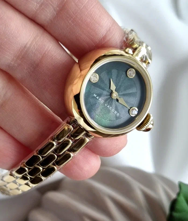 Marc Jacobs MJ3460 Womens Courtney Mother of Pearl Green Dial Gold Strap Watch