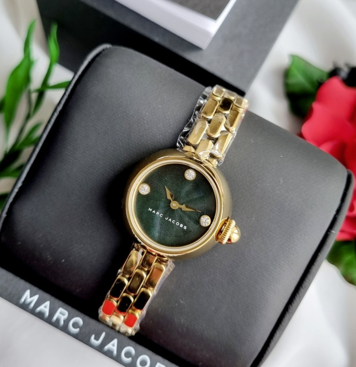 Marc Jacobs MJ3460 Womens Courtney Mother of Pearl Green Dial Gold Strap Watch